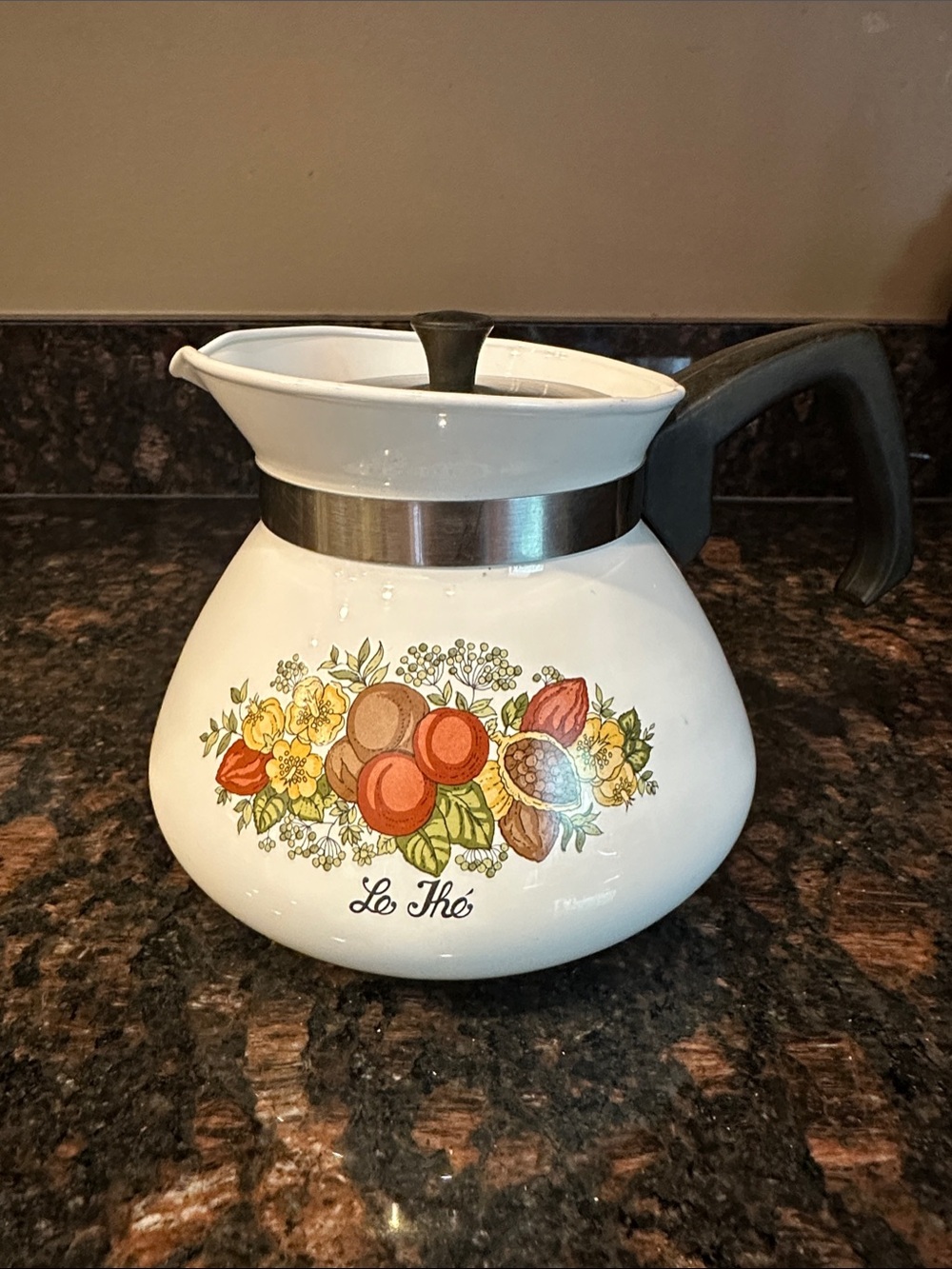 Vintage Corning Ware White 6 cup Tea Pot